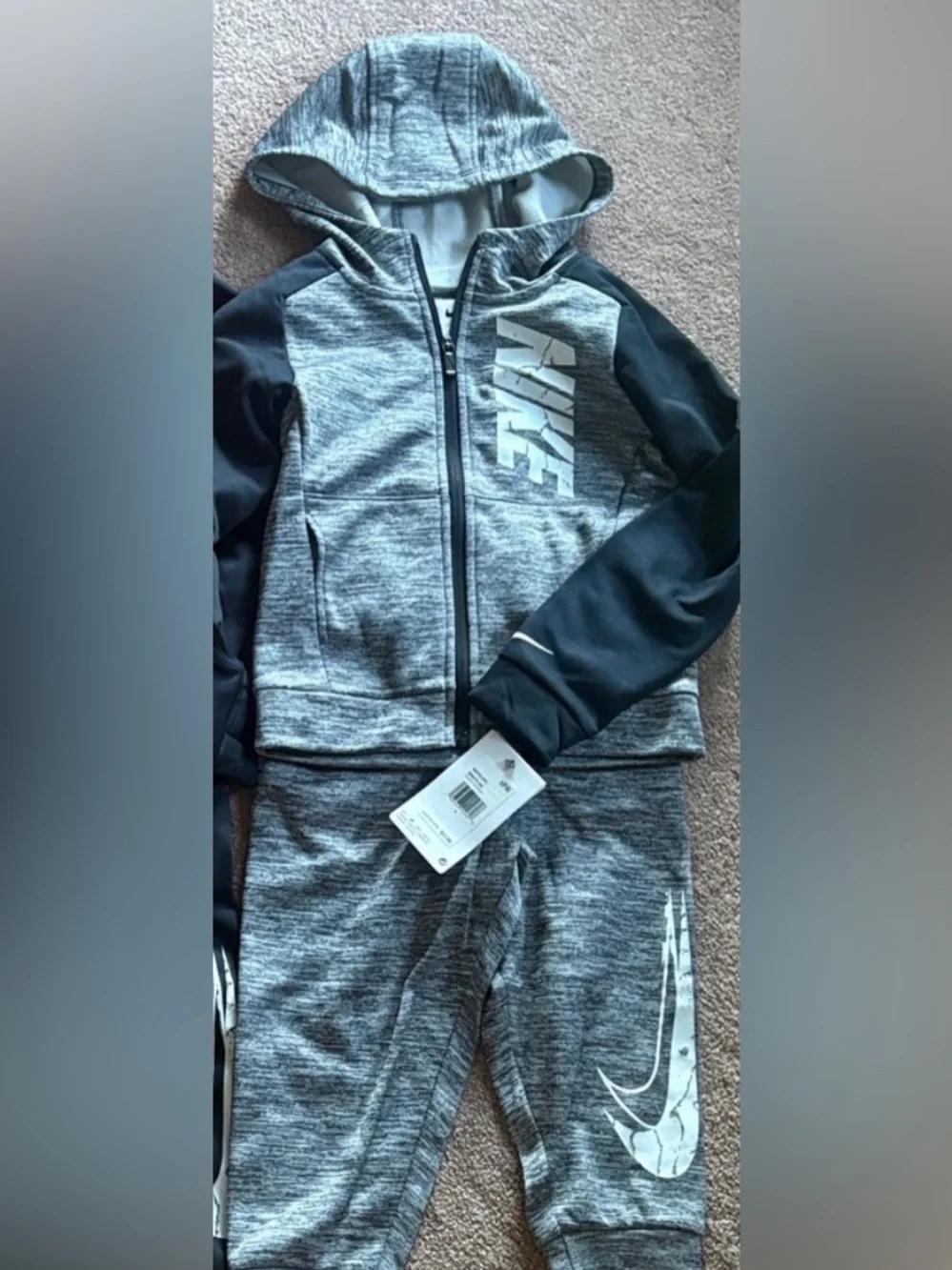 Nike Kids boys tracksuit hoodie pants joggers size 4 NWT